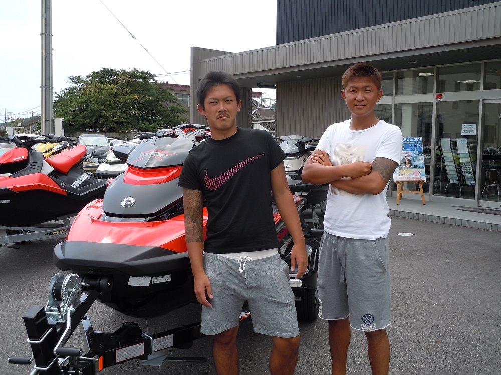 RXT-X300RS　岐阜県八百津町の松浦様の納艇です。